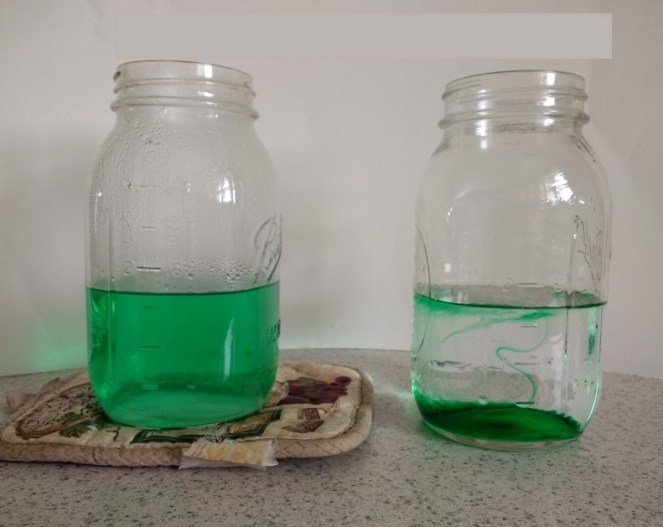 Does food coloring mix faster in cold water or hot water?